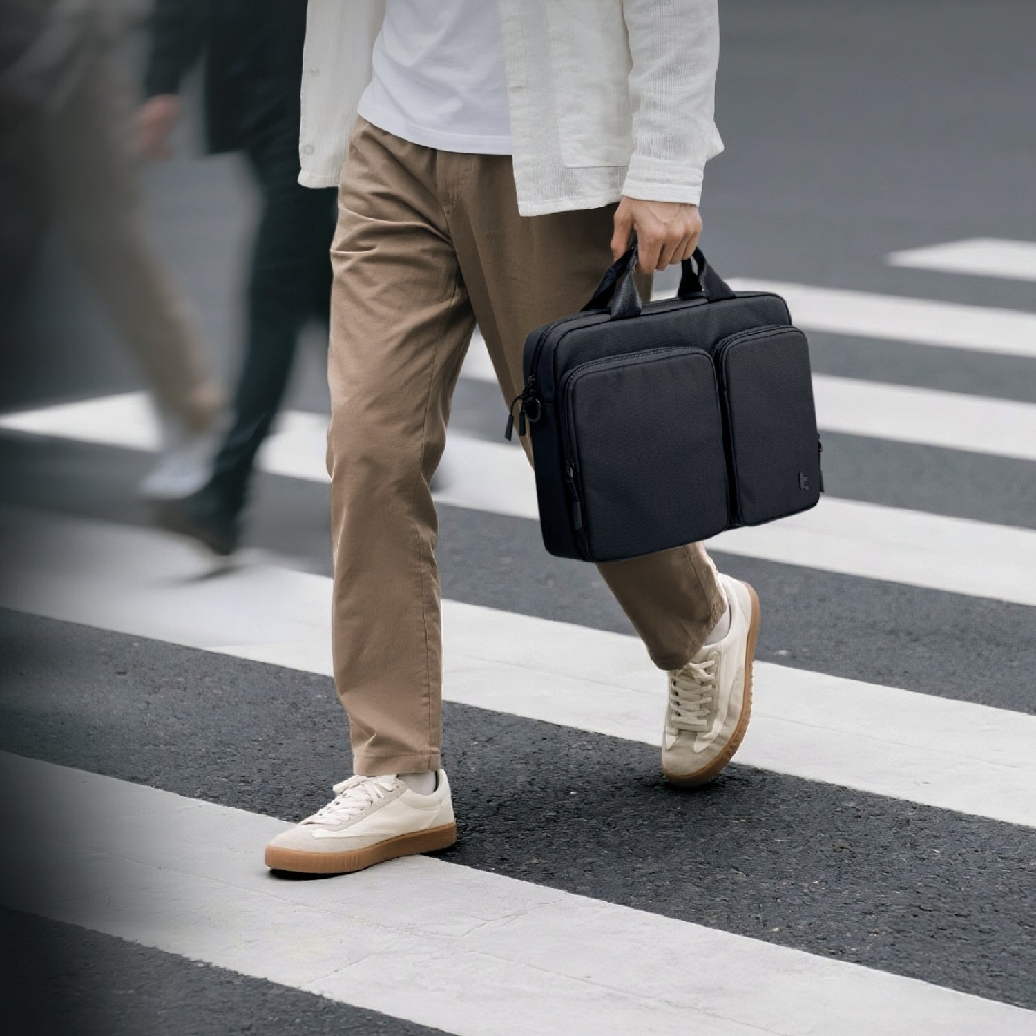 Maletín con Correa Navigator-A33 para Notebook de 13" - 14"