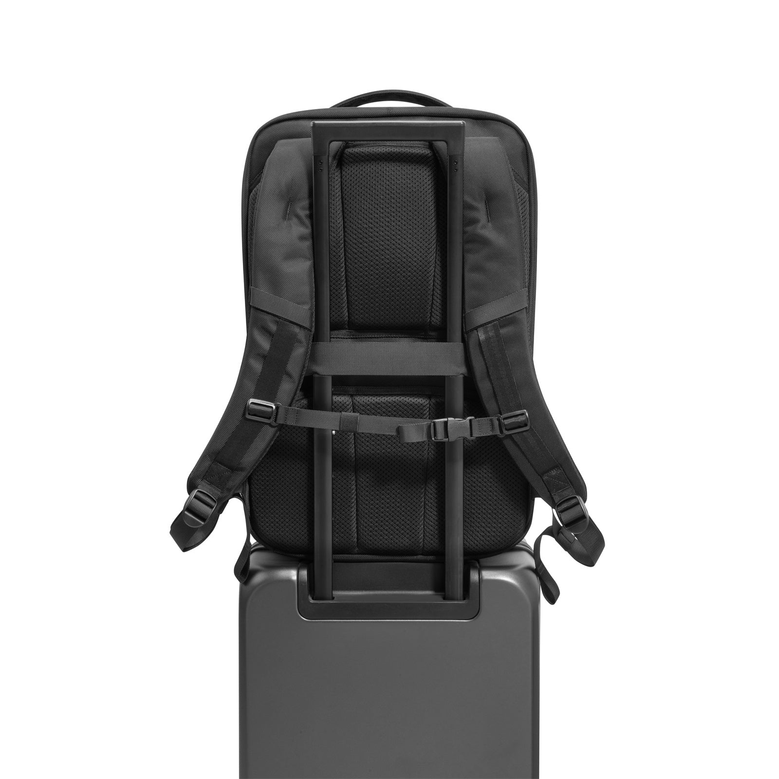 Mochila de Viaje Navigator-T67 38L para Notebook 17,3"