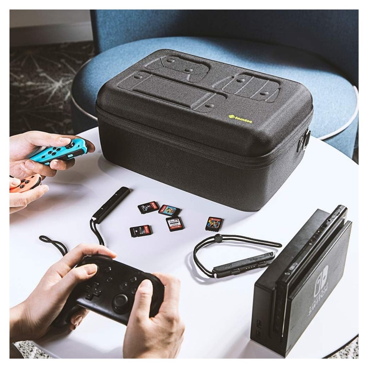 Estuche de Viaje FancyCase-G06 para Nintendo Switch / OLED con Control Pro y 36 Juegos