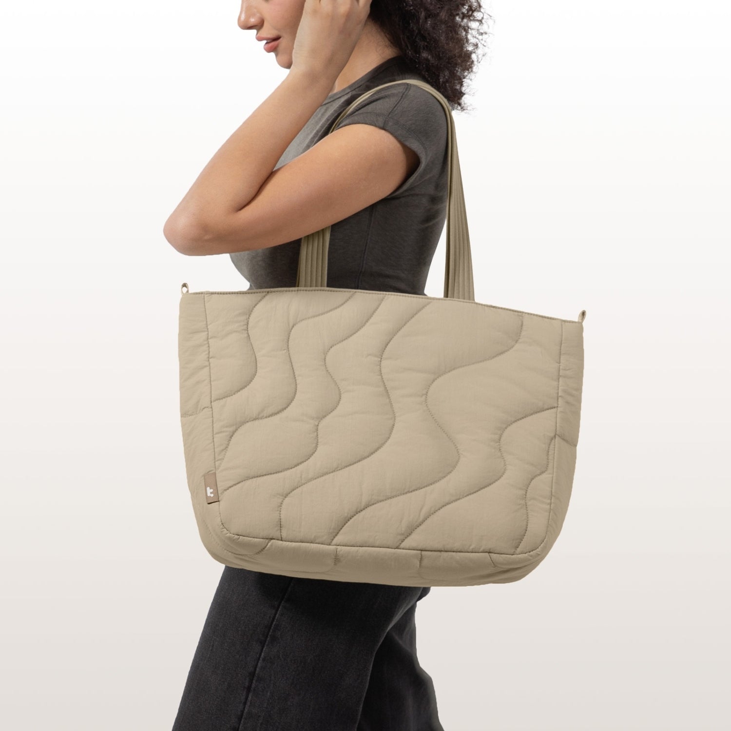 Bolso Tote Terra-T38 13.5L para Notebook 16"