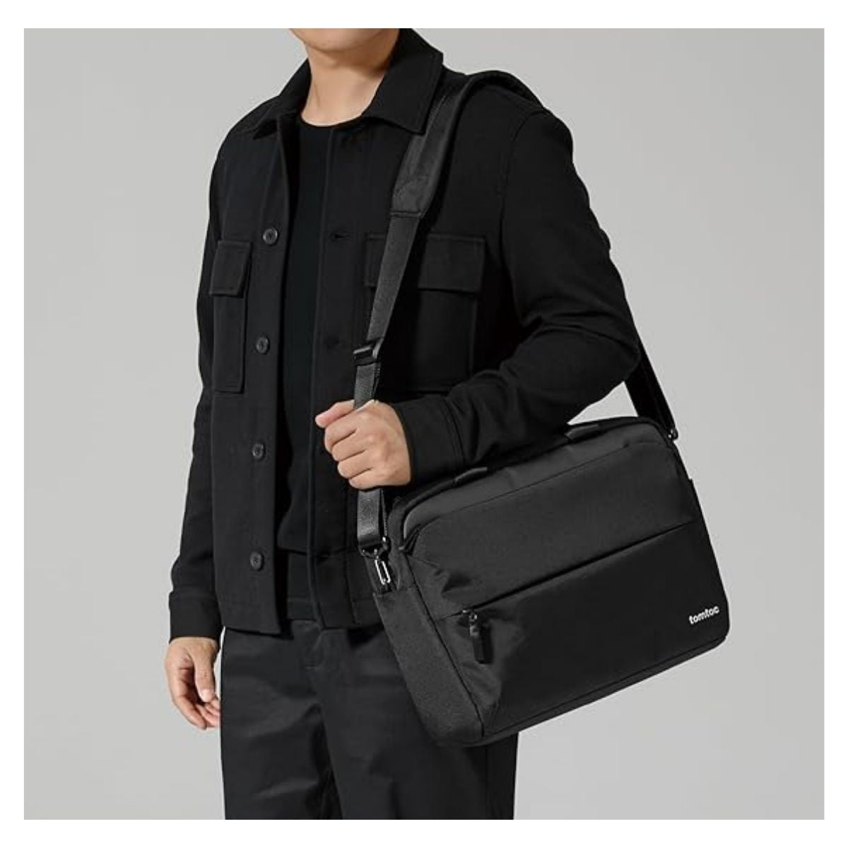Bolso Maletín Defender-A32 para Notebook 16" de 16L