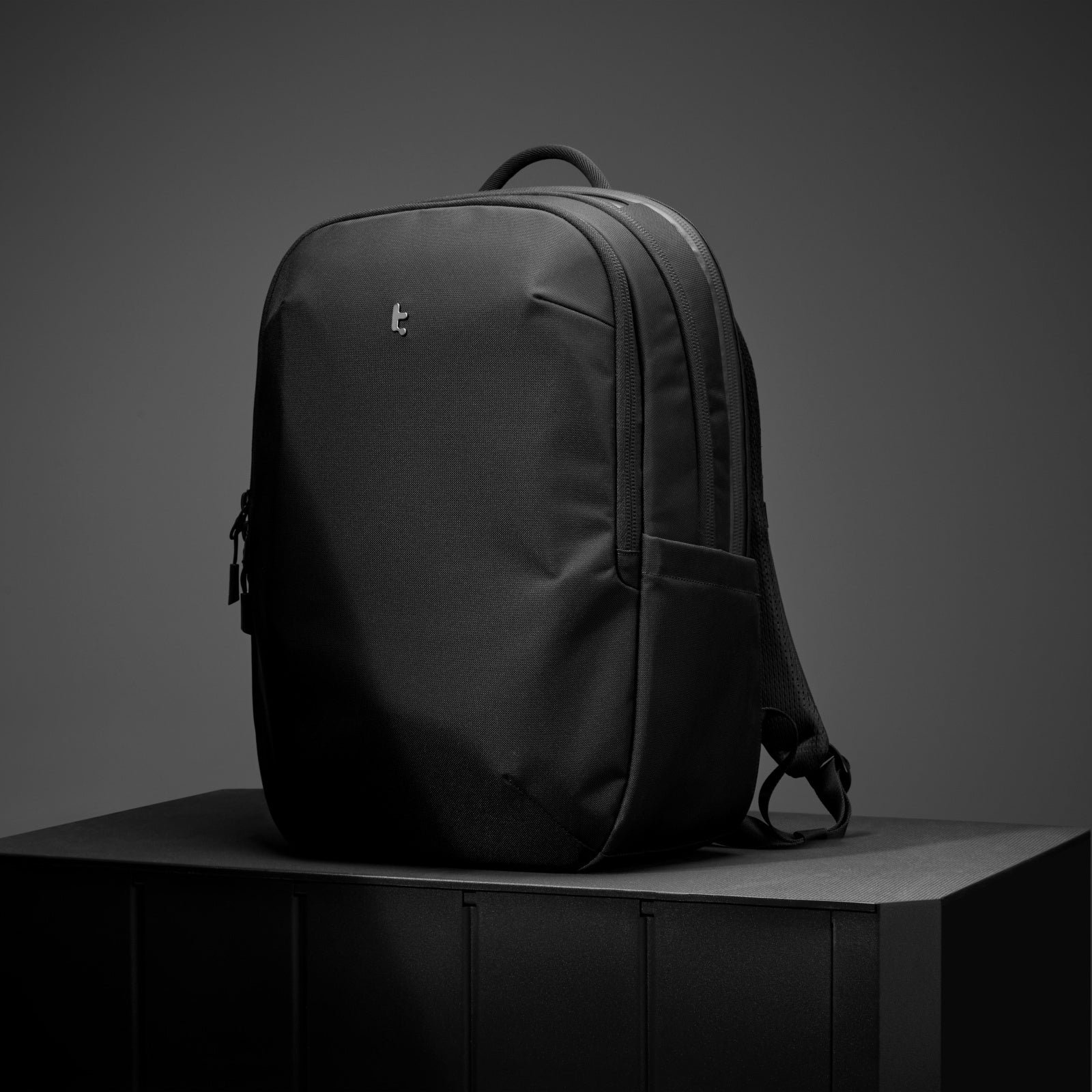 Mochila UrbanEX-T65 M 30L para Notebook 17,3"