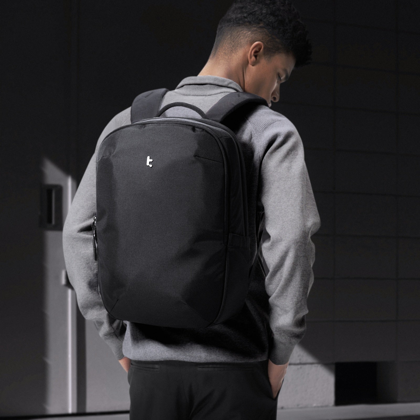 Mochila UrbanEX-T65 S 20L para Notebook 15.6"