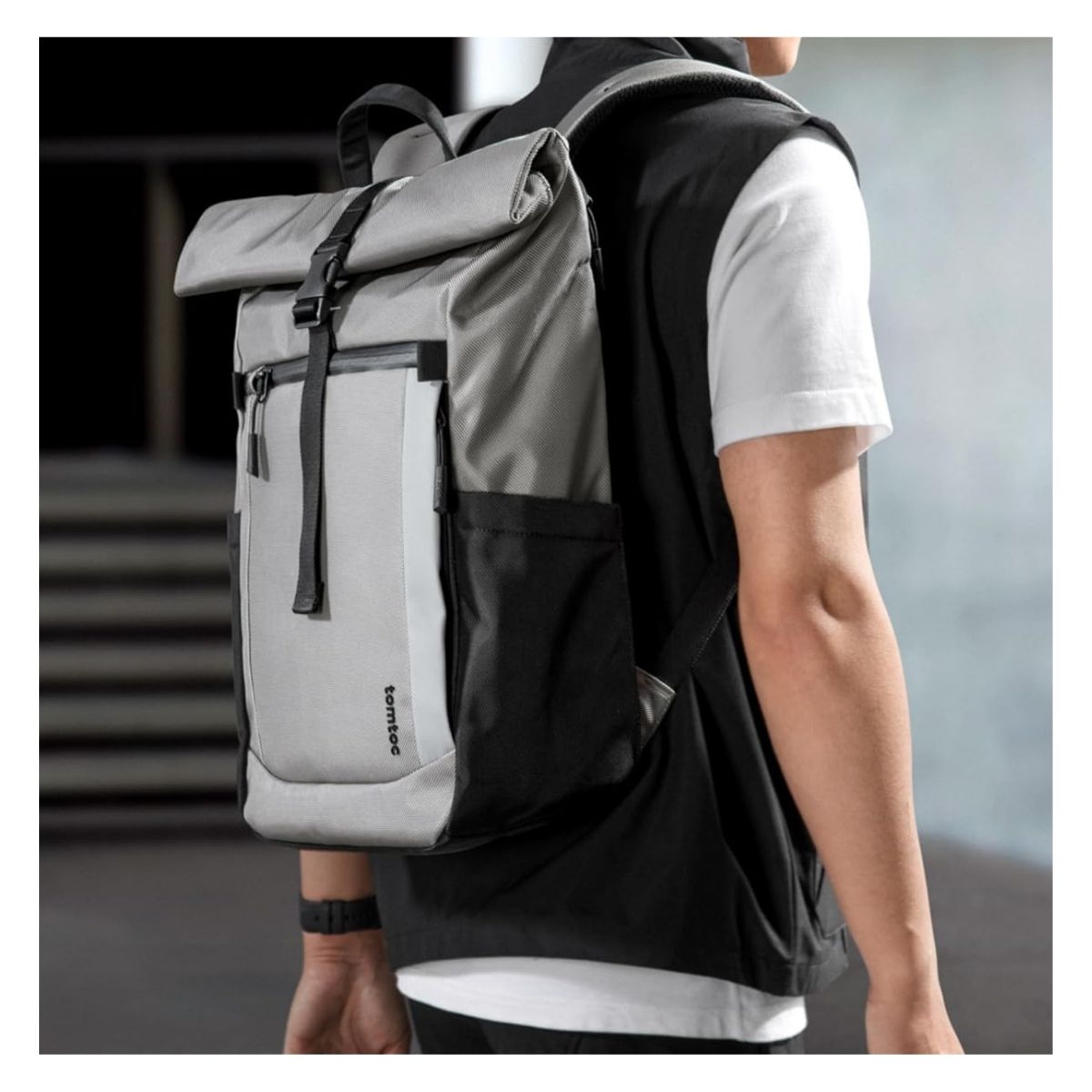 Mochila de Viaje Navigator-T61 M 20L para MacBook 16"