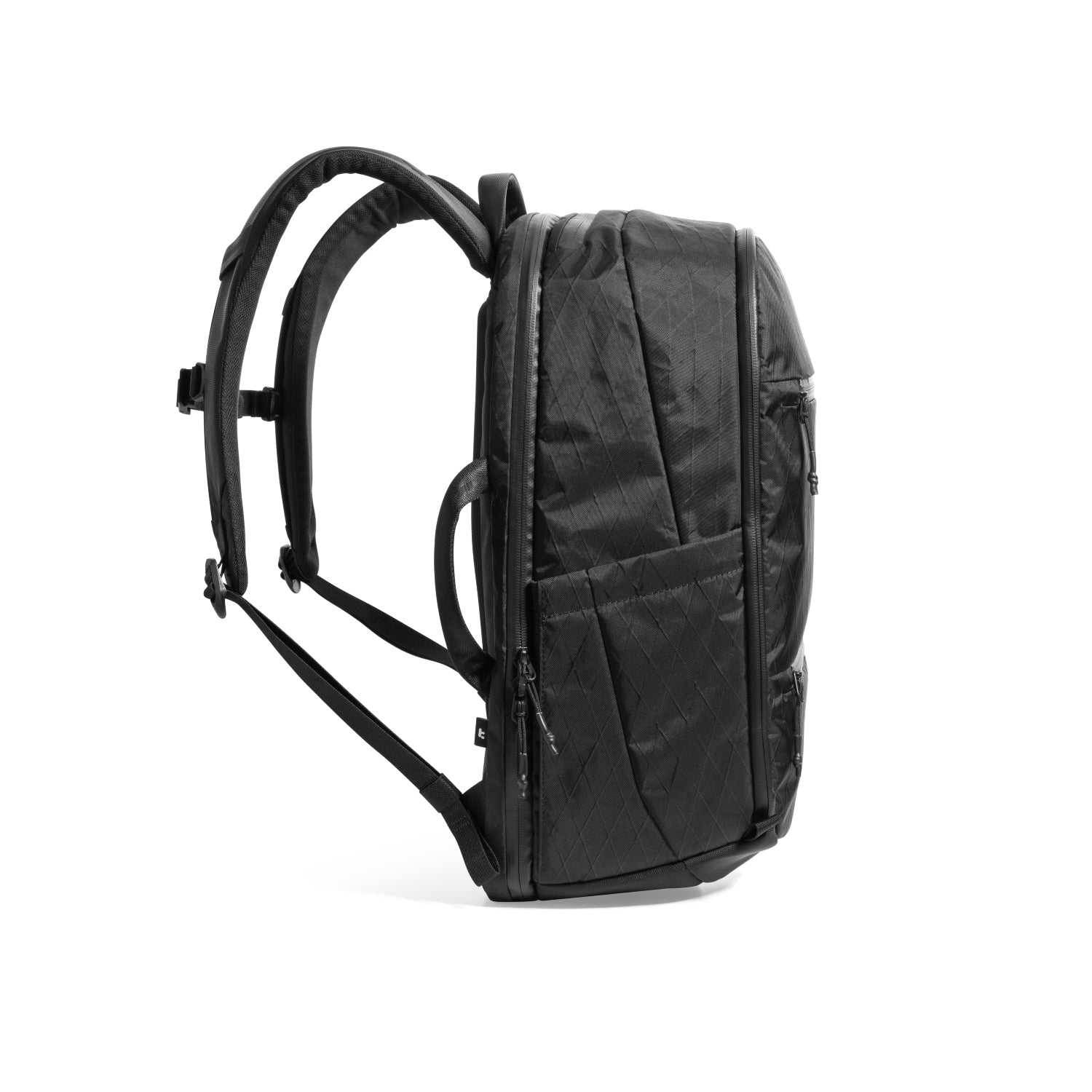 Mochila Premium UrbanEX-T77 de 32L para Notebook 16"